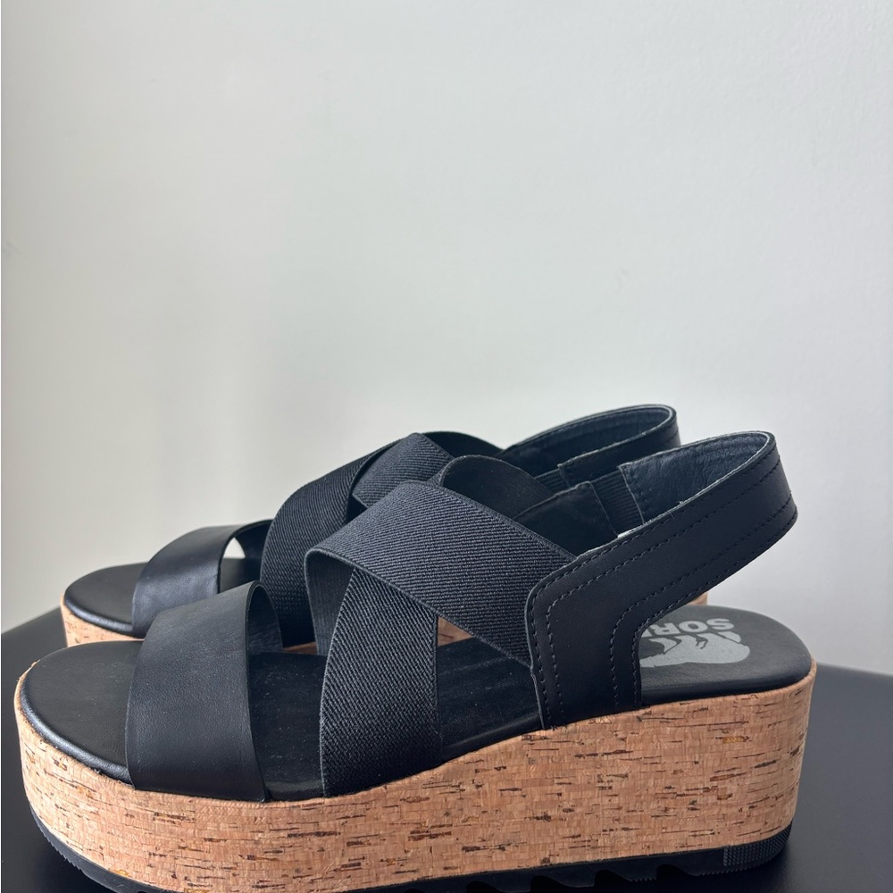 NWOT Sorel Black Platform Sandals with Cork Detail